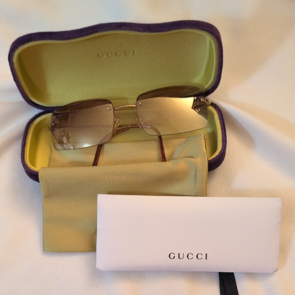 Gucci Vintage Rose Gold-Tinted Sunglasses with Case